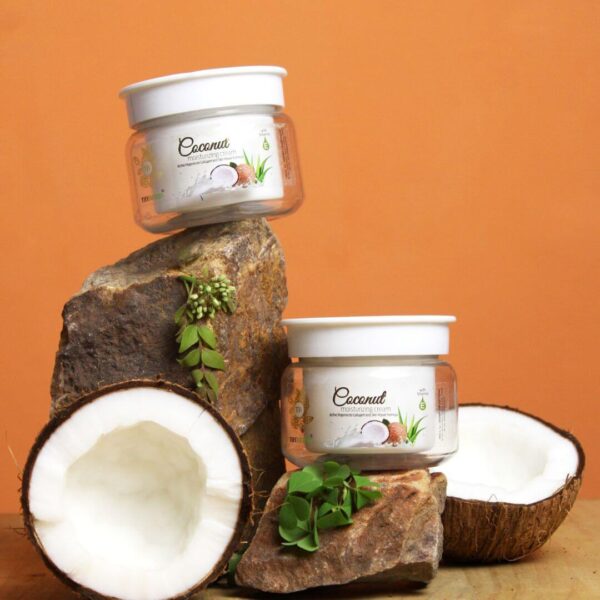 Coconut face moisturizer